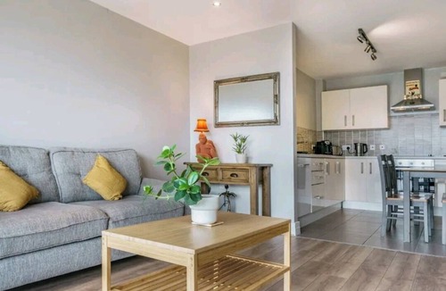 Belfast Apartment | CITY VIEWS STUNNING APARTMENT