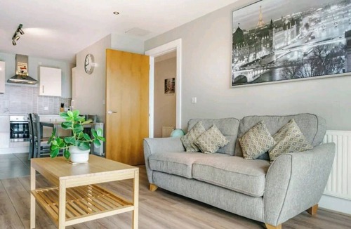 Belfast Apartment | CITY VIEWS STUNNING APARTMENT