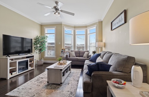 Downtown St. John's House | Classy Modern Home-Downtown St Johns with Garage