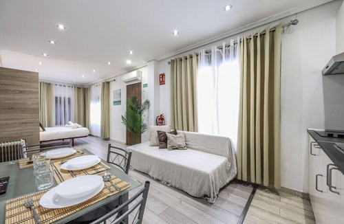 Numancia Apartment | Classy Studio close to Retiro Park, Madrid