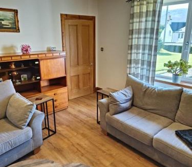 Nostie House | Cliff Cottage