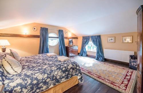 Clare House | Cliftons Cottage, Clare