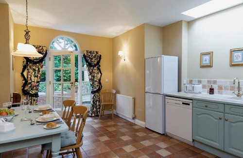 Clare House | Cliftons Cottage