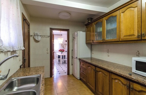 Lloret de Mar Villa | Club Villamar - Groups with an average age equal to or less than 21 years are not allowed!Air con.