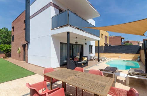 Lloret de Mar Villa | Club Villamar - Villa for 8 persons with private pool, a large terrace and beautiful view!