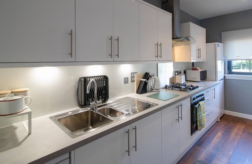 Finnieston Apartment | Clyde River View Apartment