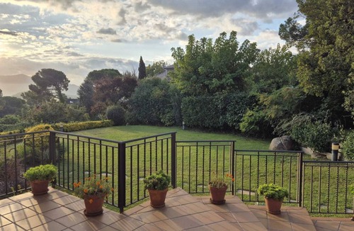 Santa Maria de Palautordera Ski Chalet | Cozy large house with garden and swimming pool in the Montseny