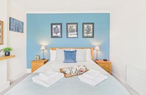 Mylor Churchtown House | Coastal Cottage with Panoramic Harbour Views & Parking