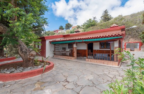 La Solana Villa | 'Colladito' with Mountain Views, Private Pool and Wi-Fi