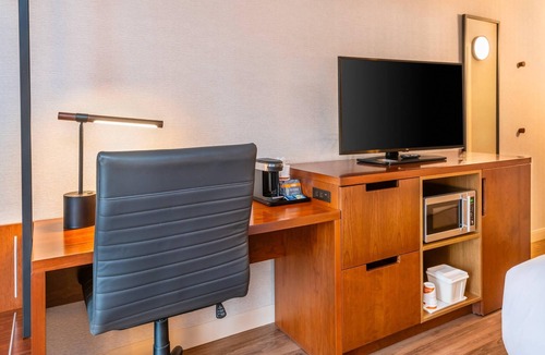 Hamilton Hotel | Comfort Inn Hamilton - Stoney Creek