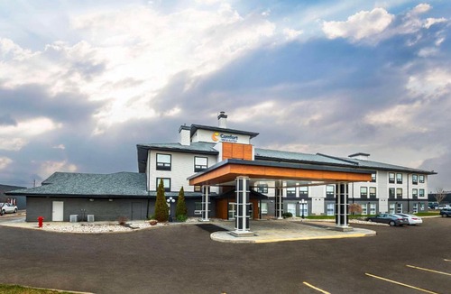 Ingersoll Hotel | Comfort Inn & Suites