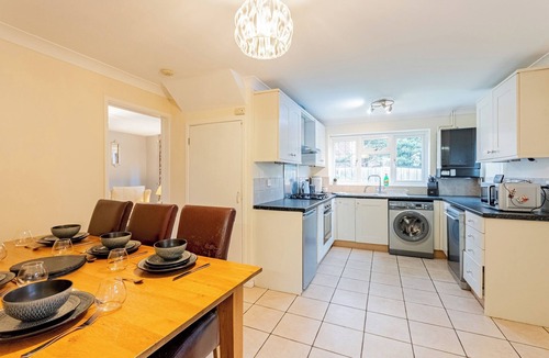 Woodham Ferrers House | Comfortable 4-bedroom home | Bicknacre - Pass the Keys