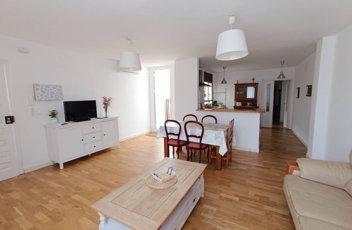 Pedregalejo Playa Condo | Comfortable apartment renovated 2 steps from the beach