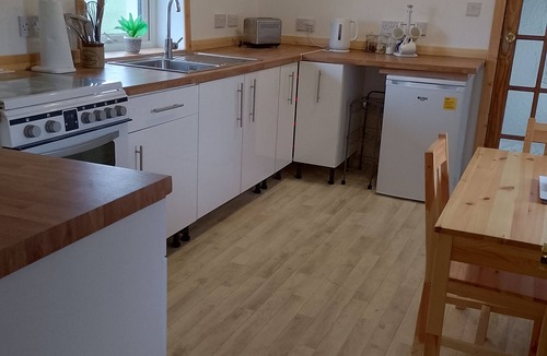 Sanday House | Comfortable three bedroom bungalow located in Orkney Islands complete with emus.