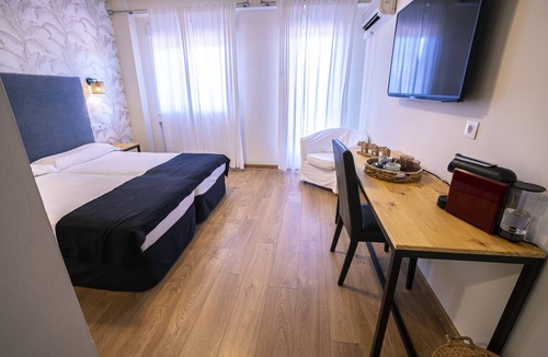 Aldeanueva del Camino Hostel | Complejo Roma