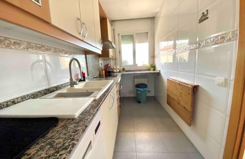 Terrassa Apartment | Con Pk y Wifi. Oasis Familiar a 30 Coche de Bcn