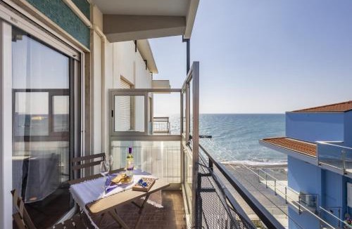 Diano Marina Apartment | Conchiglia design vista mare/spiaggia+parking