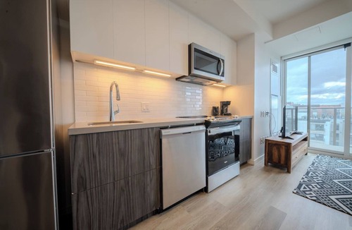 Hintonburg Apartment | Condo in the heart of Westboro