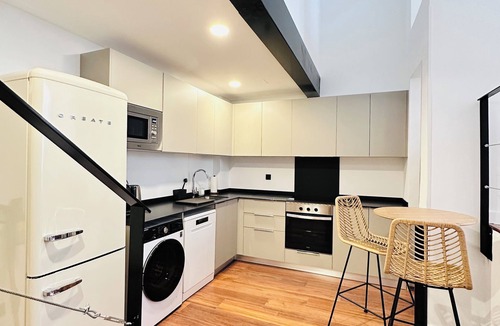 Ciudad Lineal Apartment | Confort Moderno · Encantador Loft Las Ventas