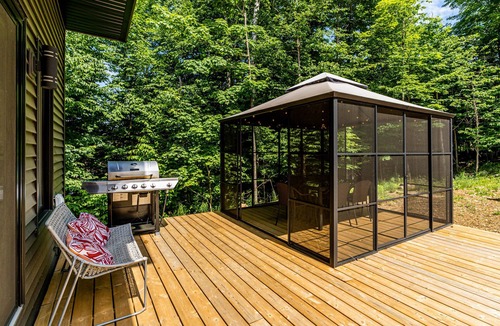 Huntsville House | Contemporary Villa Nordica, close to downtown/Beach/Free Provincial Park Pass