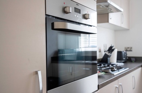 Bailleston House | Contractor Stay By Caledonia Luxe Stays Uddingston