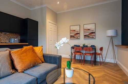 Shotts Apartment | Contractor Stay By Caledonia Luxe Stays Shotts