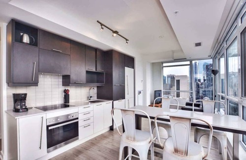 Downtown Toronto Apartment | Corporate Stays | Studio 2 Bedrooms
