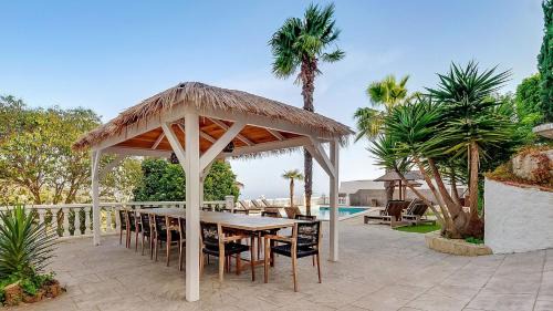 Lloret de Mar Villa | Costacabana - Villa Tropicana