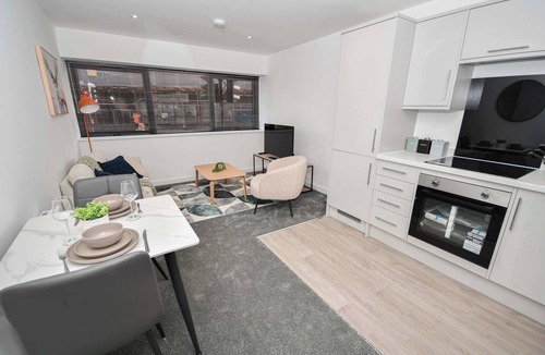 Hull Apartment | Cosy 1 Bedroom Apartment with WiFi in Central Hull