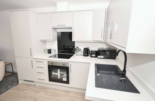 Hull Apartment | Cosy 1 Bedroom Apartment with WiFi in Central Hull