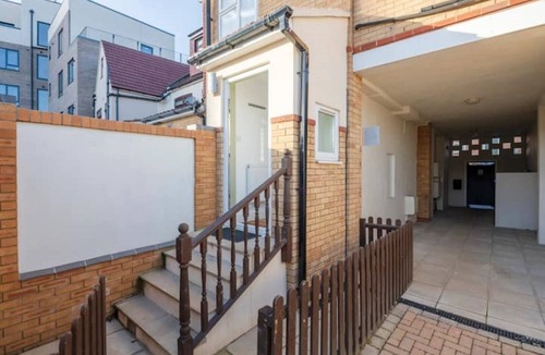 East Ham South Apartment | Cosy 2 Bedroom Flat in East Ham, Close to Excel
