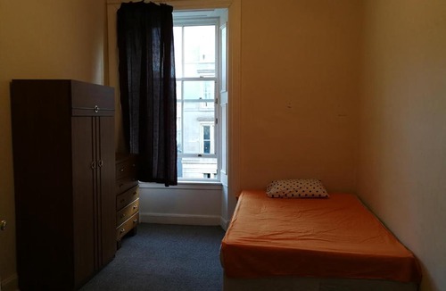 North West Apartment | Cosy 3 Bedroom Full Apartment