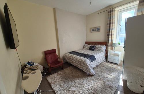 East End Apartment | Cosy and Bright 3-bedroom flat