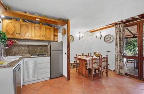 Villaggio Piras Apartment | Cosy apartment for 6 guests with A/C, pool, WIFI, TV and patio