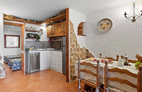 Villaggio Piras Apartment | Cosy apartment for 6 guests with A/C, pool, WIFI, TV and patio