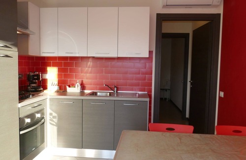 Civezza Apartment | Cosy apartment for 4 guests with pool, A/C, WIFI, TV and balcony