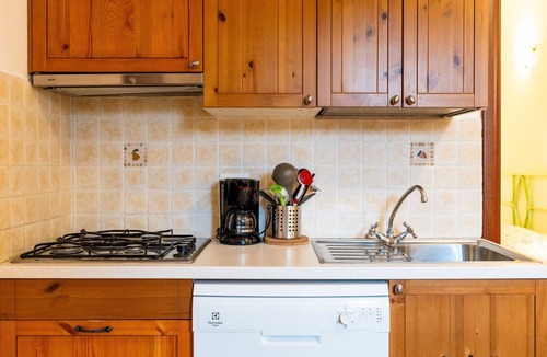 Torrazza Apartment | Cosy apartment for 4 guests with WIFI, A/C, pool and pets allowed