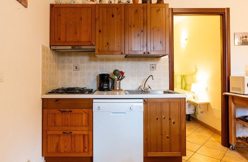 Torrazza Apartment | Cosy apartment for 4 guests with WIFI, A/C, pool and pets allowed