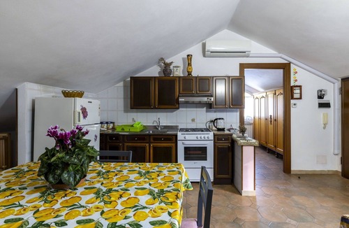 Torrazza Apartment | Cosy apartment for 4 people with WIFI, A/C, TV, balcony and panoramic view