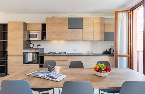 Dervio Apartment | Cosy apartment for 6 people with WIFI, TV, balcony and pets allowed