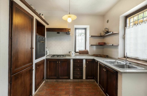 Povoletto House | Cosy apartment in villa for 4 guests with WIFI, pool, A/C, TV and terrace