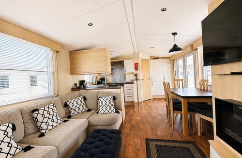 Grimsby House | Cosy caravan with decking at Cleethorpes Haven Holiday Park ref 48069F