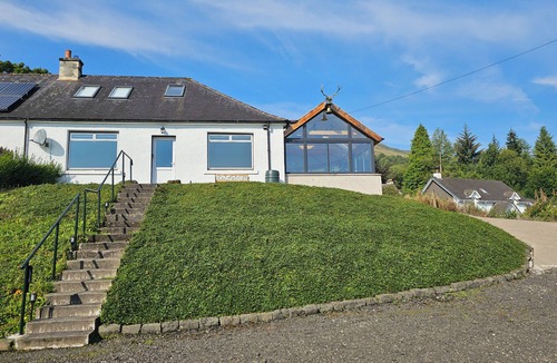 Lochearnhead Cottage | Cosy Cottage close to Munros and Cycle path in Lochearnhead
