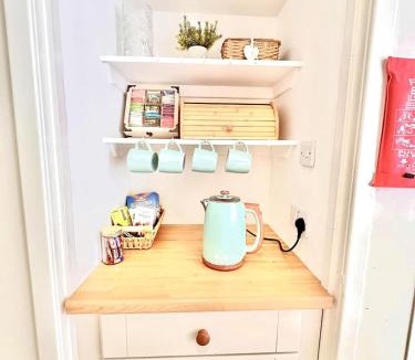 Crinan House | Cosy Crinan Cottage - Pet Friendly, Wetroom, Garden