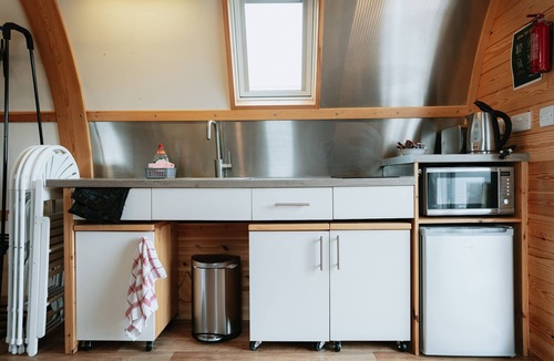 Hawstead Cabin | Cosy Family Cabin With Accessible Facilities