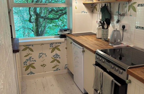 Lochearnhead Cabin | Cosy Log Cabin Near Loch Earn