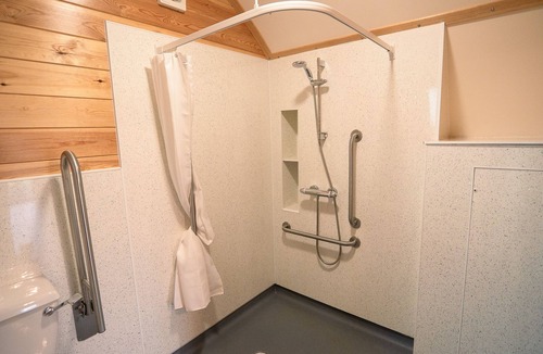 Forres Cabin | Cosy Rural Cabin With Accessible Facilities