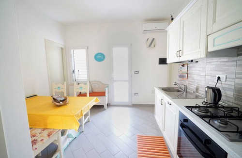 Olbia Cottage | Cottage del Sole with veranda 150mt from the sea