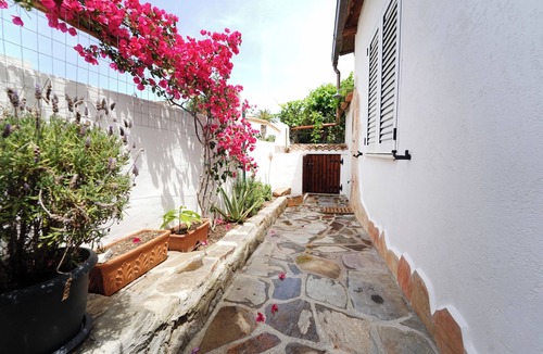 Olbia Cottage | Cottage del Sole with veranda 150mt from the sea