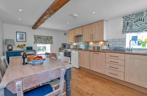 Kelso Cottage | Cottage in Kelso with Scenic Countryside Views